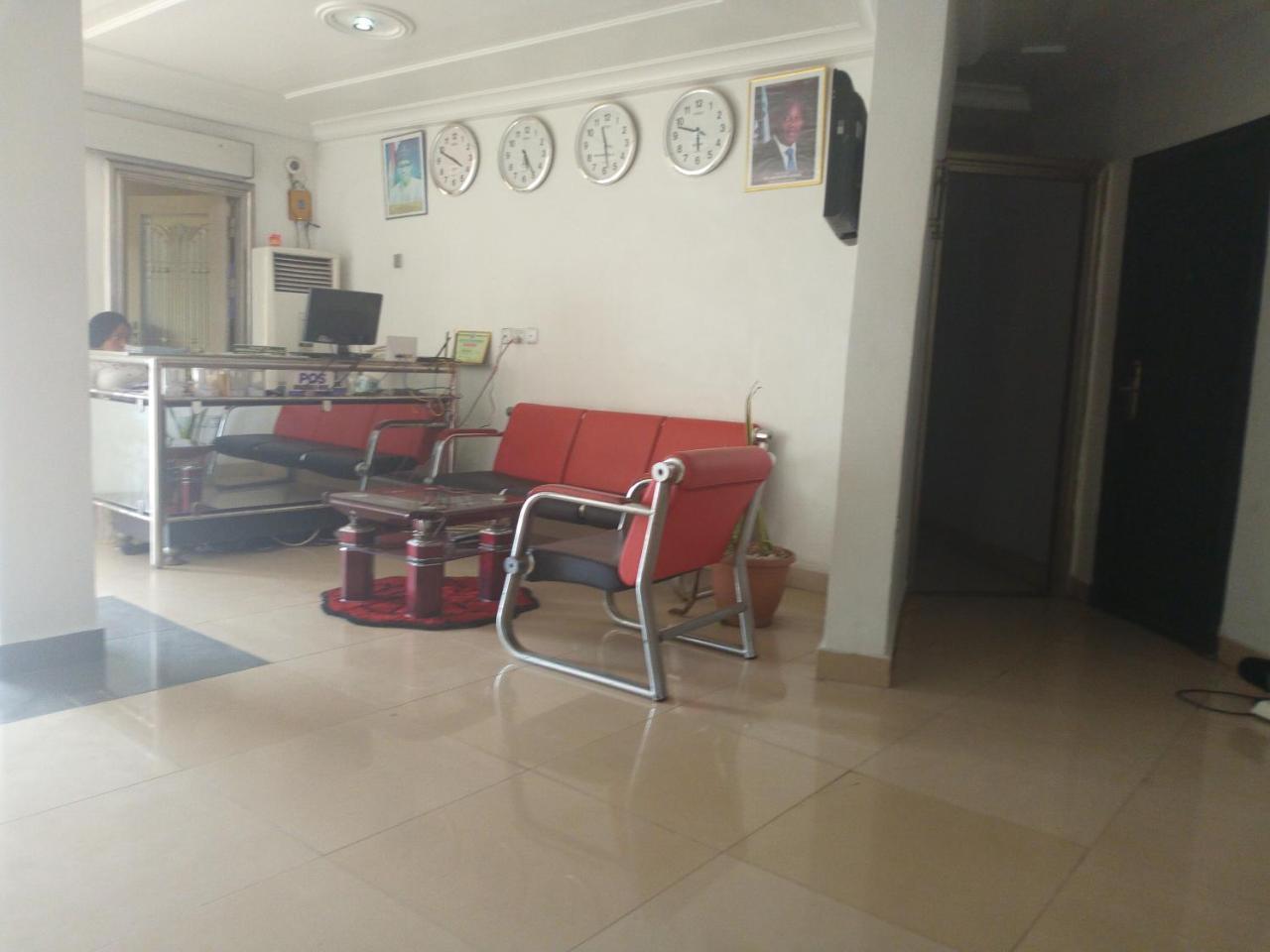 Flamingo Hotel Festac Town Exterior photo